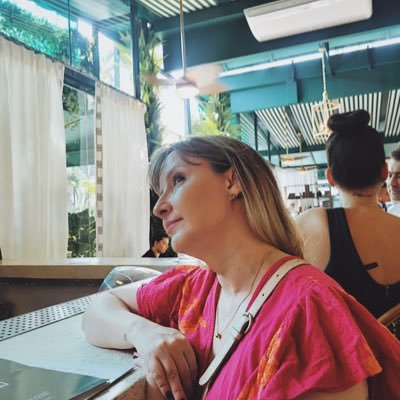 caroline_arzani's profile picture. Só to aqui pra ler os comentários