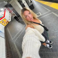 Tara (@tarateslow) 's Twitter Profile Photo