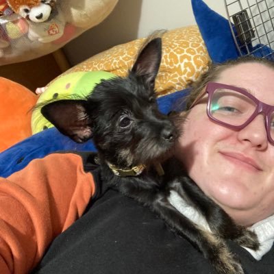 writer, knitter, cyborg, library wizard, Gentlewoman of Evil. “chaotic but a delight.” cake/coffee life. practice makes better. 🏳️🌈🧃✡️ (any pronouns)