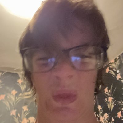 TikTok: Joeyslimer
Xbox: joeyslimer13
I play seige