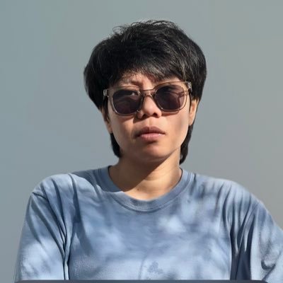 Iyoelssssss's profile picture. i dont give a damn