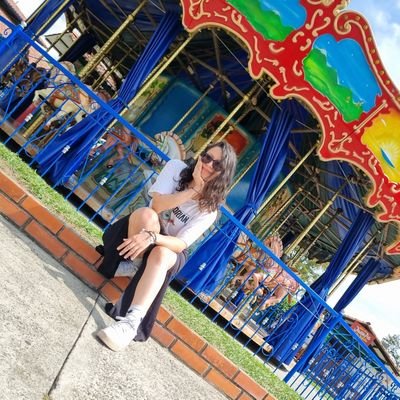 nathcabrera98's profile picture. UX/UI Designer | Writing...