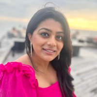 Pooja Shah(@PoojaShahwrites) 's Twitter Profileg
