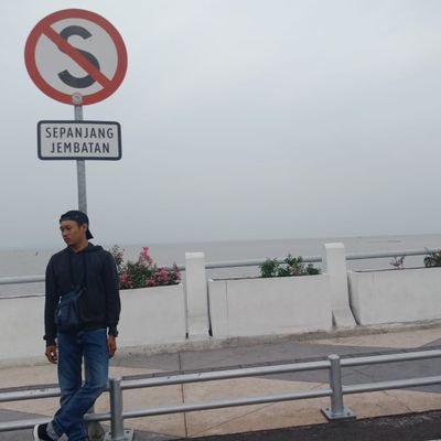 من الأفضل أن تفقد شيئًا بسبب الله. من أن تفقد الله في شيء.