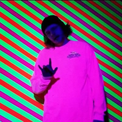 I Rap, album dropping soon.
Instagram - tommy_tooturnt
what comes around goes around