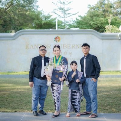 lahir besar bermanfaat bagi sesama