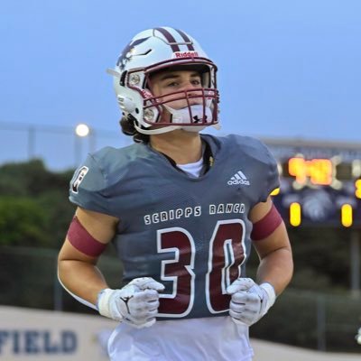 Scripps Ranch High School c/o 2026 || 6’1” 220 lbs LB/TE || GPA: 4.0 || Bench:275 Squat:385 Clean:295 ||jacksonrochet31@yahoo.com