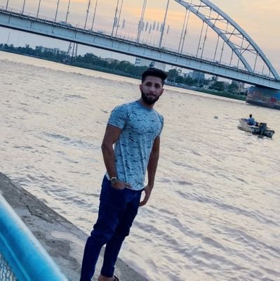 / الحمدلله الذی جعلنا من المتمسکین بولایه امیرالمومنین❤ /طراح دکوراسیون 👨🏻🔧/
اکانت اصلی