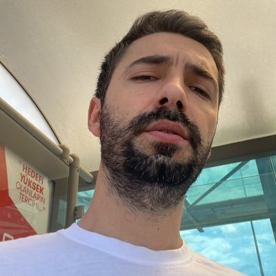 Emreekaraduman's profile picture. 