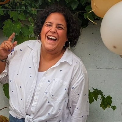 __Imen's profile picture. Digital native - used to believe in revolutions now I’m a grown-up  !  I speak about #democracy #technology #innovation #customersuccess #AI