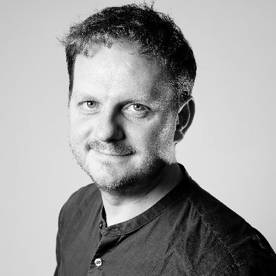 Works on AGILE stuff, 🇯🇲 DUB Music listner, no bullshit, talk about vidéo-games sometimes.
On linux 🐧 with EMACS, Spread 😻