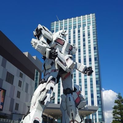 ガンプラ愛好家 現在は素組みと積みプラでノンビリと😁
ガンダム好きには問答無用にフォローします。ご容赦を🙏
#ガンプラ好きと繋がりたい