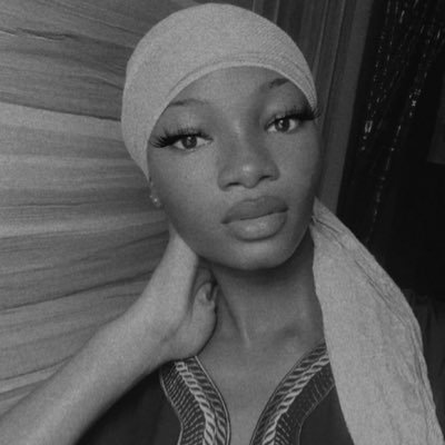 miaaaattt's profile picture. A muslimah🗣in all honesty,am very blunt🙃full time open to opportunities🤲🏽🥰upcoming CEO@miat_stores....All vibes and insha Allah💪🏽