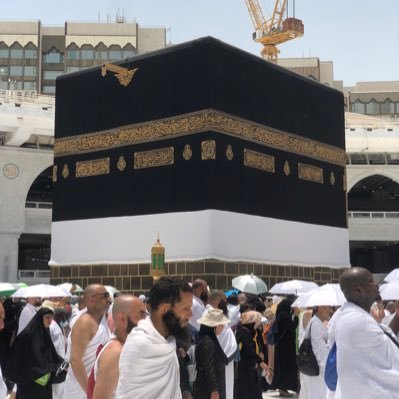 khadijatou01's profile picture. I share simple💥 | no-fluff tips to start and grow small businesses✨️ | Building one brick at a time.🎉