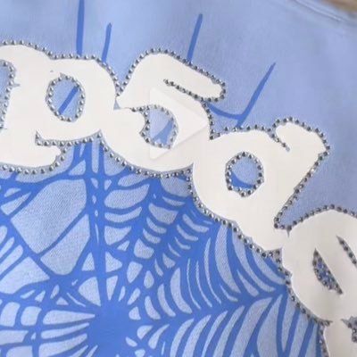 asadffc32's profile picture. 