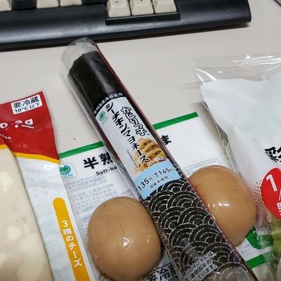 【ルール】
•弁当作ってもらった日毎日投稿
•食べ終わったら美味しかったよと言う
•容器は自分で洗う
【現在デッキ】
ササミ ブロッコリー トマト 豆腐ハンバーグ ポトフ アボカドサラダ