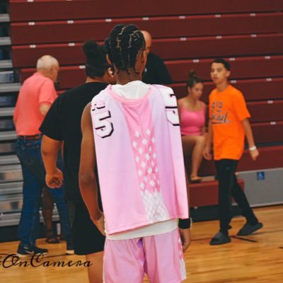 6’2 athletic guard ,winter springs high school ( co/2025) 16 years old ig@jayymeezy,email@jaydenthunder30@yahoo.com