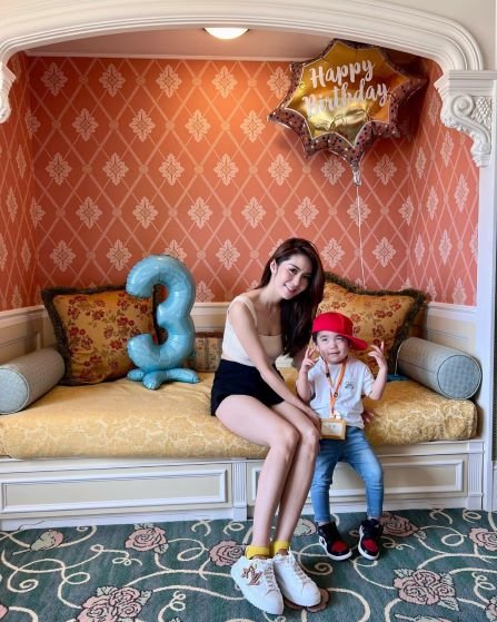 oedo85qnko's profile picture. きっとふたりは恋人以上なのに【https://t.co/2k44H81hLp】