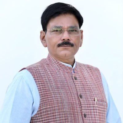 MlaJSKJewar's profile picture. विधायक जन सेवा केंद्र, जेवर

'लहर नहीं ललकार है, 2024 में फिर से भाजपा सरकार है'