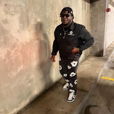 Personal ig➡️Xoxo_quel 🔥Business ig ➡️humble.soles👟 Old Twitter @xoxo_quel RIP👼🏾Lil Bro