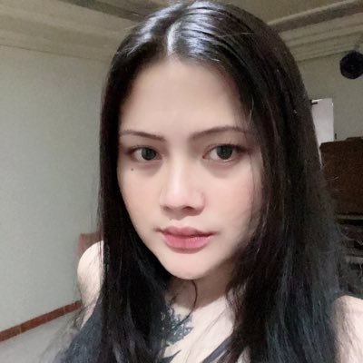 Қыз мүшесін толығымен жұтады Алексей Воробьев өзінің алғашқы жыныстық қатынасы туралы