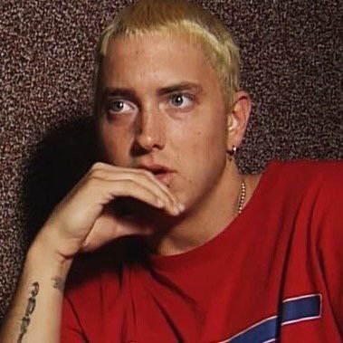 lenda44's profile picture. Nothing