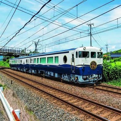 自称鉄オタです。 投稿はしない見る専です。 高三です。 好きな電車はドクターイエローです。 駅弁3150