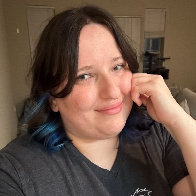 28 year old anxious little bean. Danmei obsessed and new danmei cosplayer 👀. Be crimes do gay. Bi Bi Bi 💗💜💙