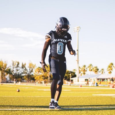 wide receiver @Miami Palmetto senior high school // class of 2025… // 3⭐️ WR https://t.co/gk8YGJ931c || instagram @cameronsapp1_|| phone number 7863897898