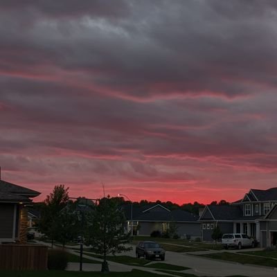 icantshitpost's profile picture. 