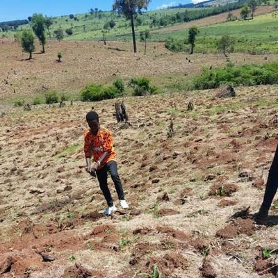 Baringo peace Advocator || youth empowerment || mentor || career coach ||
climate advocate || knowledge manager || Education advoc. || green libraries. ||
