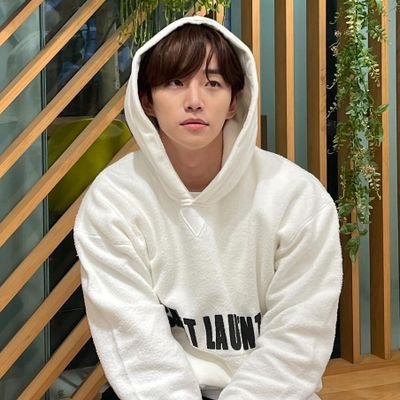 @llWU1208