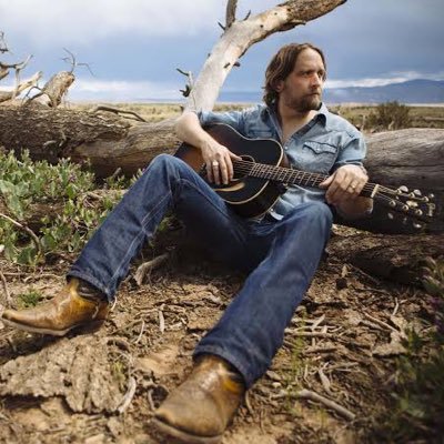Personal blog,,,Father,singer and songwriter 🎶 Work in progress…