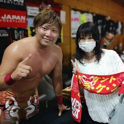 プロレス ＆ Ｂ'z 
好き～

　　　　　　　　　　　　　　　　　　　　　　　　　　　　　　　「自由気ままにわがままに～」を人生のテーマにして生きてます😁
色んな団体観てきて今は全日本プロレスが大好き❣️
みちのくプロレスも好き💕
フォロー大歓迎😊