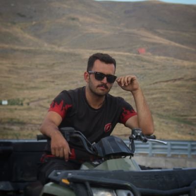 mahmuteozdmr's profile picture. Bin cihana değişmem şu öksüz Türk’lüğümü  𐱅𐰇𐰼𐰰