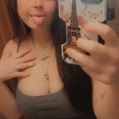 new to this show some love to my OF😈 help me get subscribers ill send whatever you ask for with low cost😋