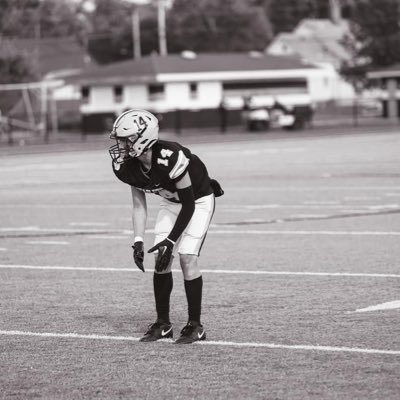 Des Moines East High | 26’ | Wr/Db | 5’8 | 160 LB | (515)452-1345