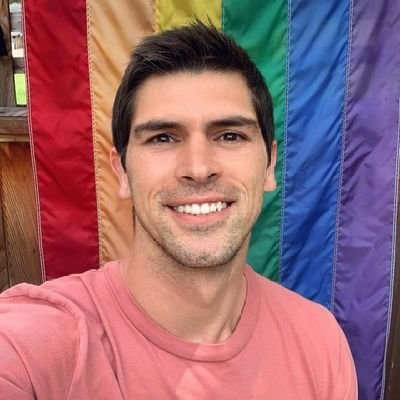 CalvinHern20514's profile picture. I am single and gay looking for someone who I can spend the rest of my life with🌈🌈