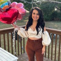 Esmeralda Zaragoza (@esmeraldac1990) 's Twitter Profile Photo