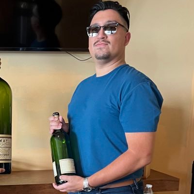 aelegzandur's profile picture. 