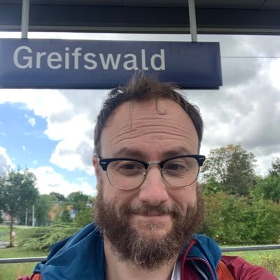 PhD in Plasma Physics & Nuclear Fusion. Assistant Professor at @DptofisicaUCO. Plasma Physics & Turbulent Transport research at @Lips_UCO.
Boardgame enthusiast.