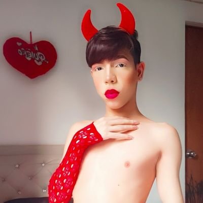Yes, I am a rich and young femboy 🔥 subscribe so you can know more about me 🔥🔥