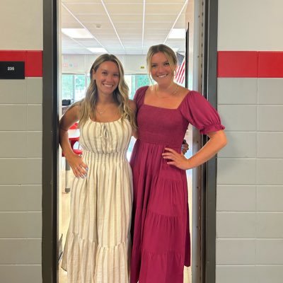 MsMatarese_ITHS's profile picture. Island Trees High School