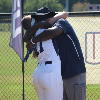 makenaalexander's profile picture. BUSB #17 🐶🩵