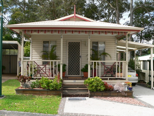 Relocatables's profile picture. 