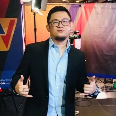 Professional Esports Caster (Hot-E) | Tekkenista | Sith Lord | FGC Advocate | Massive Militant Mind in Motion 

https://t.co/6z9s7IW5bv