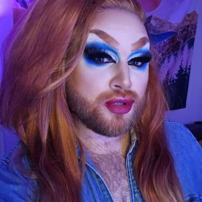 Bearded babe🧔‍♀️ - Twitch Variety Streamer🎮💻