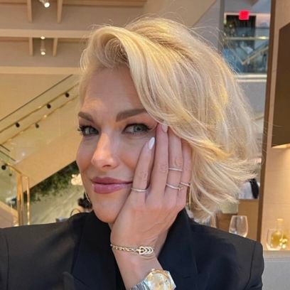 wwweltonn's profile picture. 30 - she/her - not just any woman. hannah. hannah waddingham.