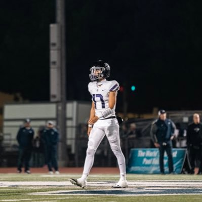 QB at Rancho Cucamonga High school • 3⭐️|6’1|180lbs| |3.7 GPA| 1st Team All League • Cell 210-701-9501 • Email: emivillarreal@icloud.com • Hudl Account ⬇️