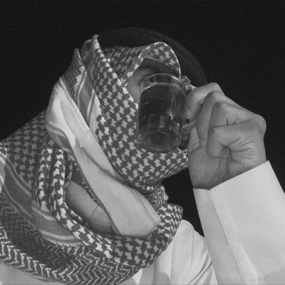 حتى المشاعر في بعض الاحيان لها خيارات يا انها تنعدم فجأة او تتحول لشيء يخليك تكتفي بنفسك